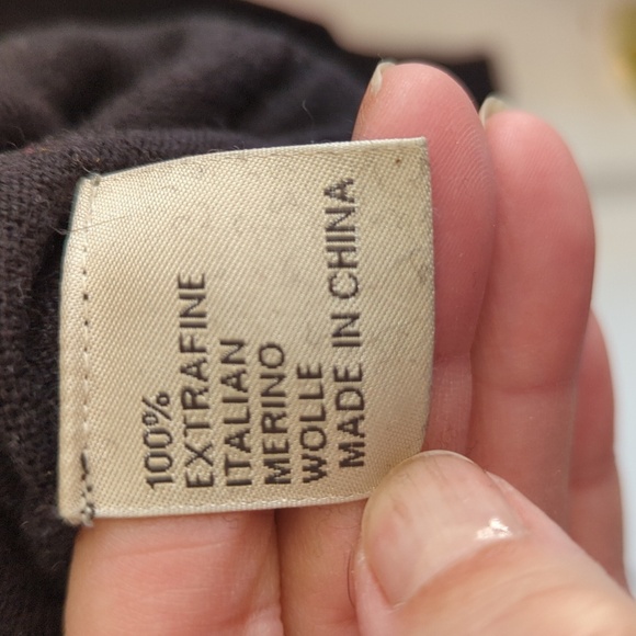 Merino Wool Sweater - Picture 3 of 10